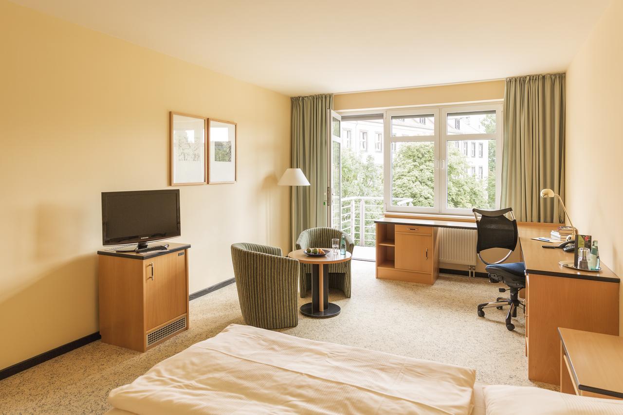 Hotel Am Weberplatz 3*